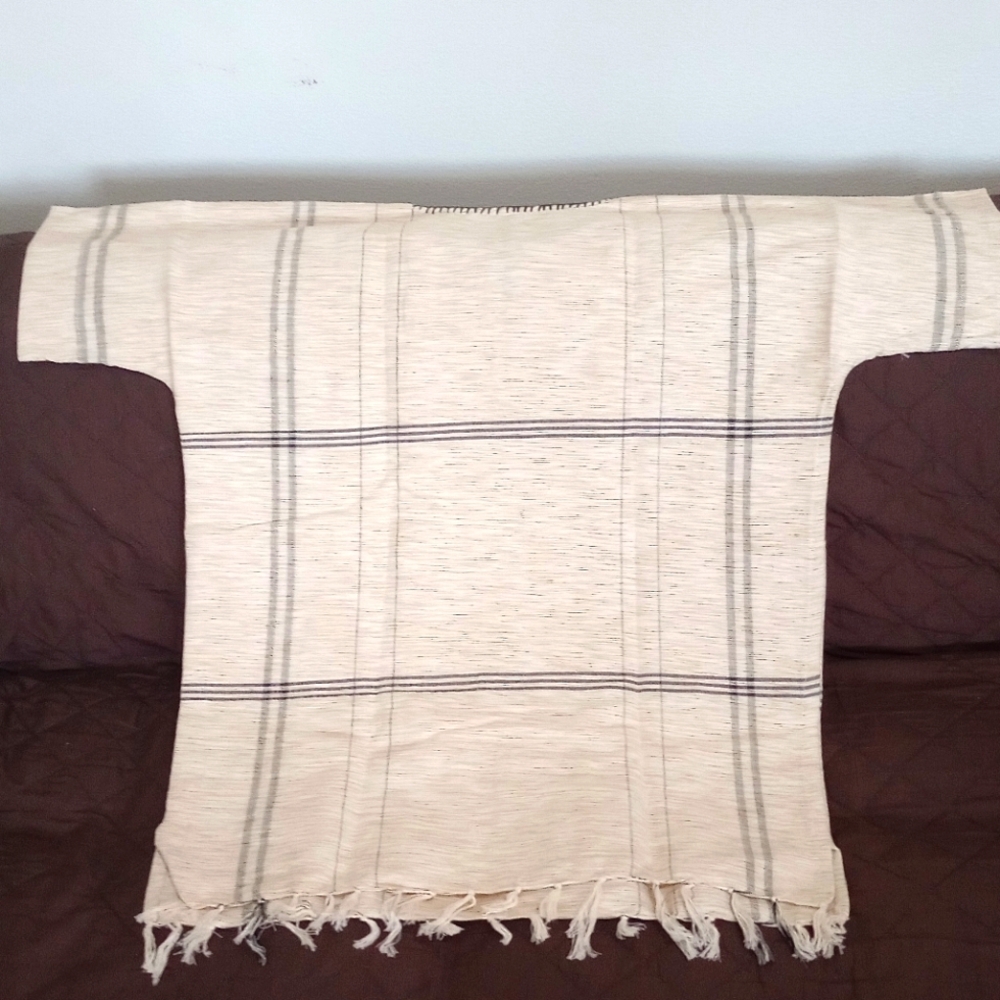 Traditional African Handmade shirt - Picture 3 of 3
